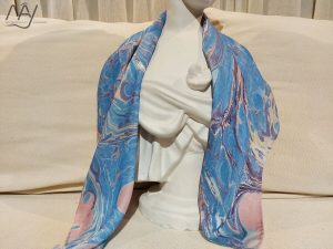 khăn lụa tơ tằm vẽ tay thủy ấn vân mây xanh 1